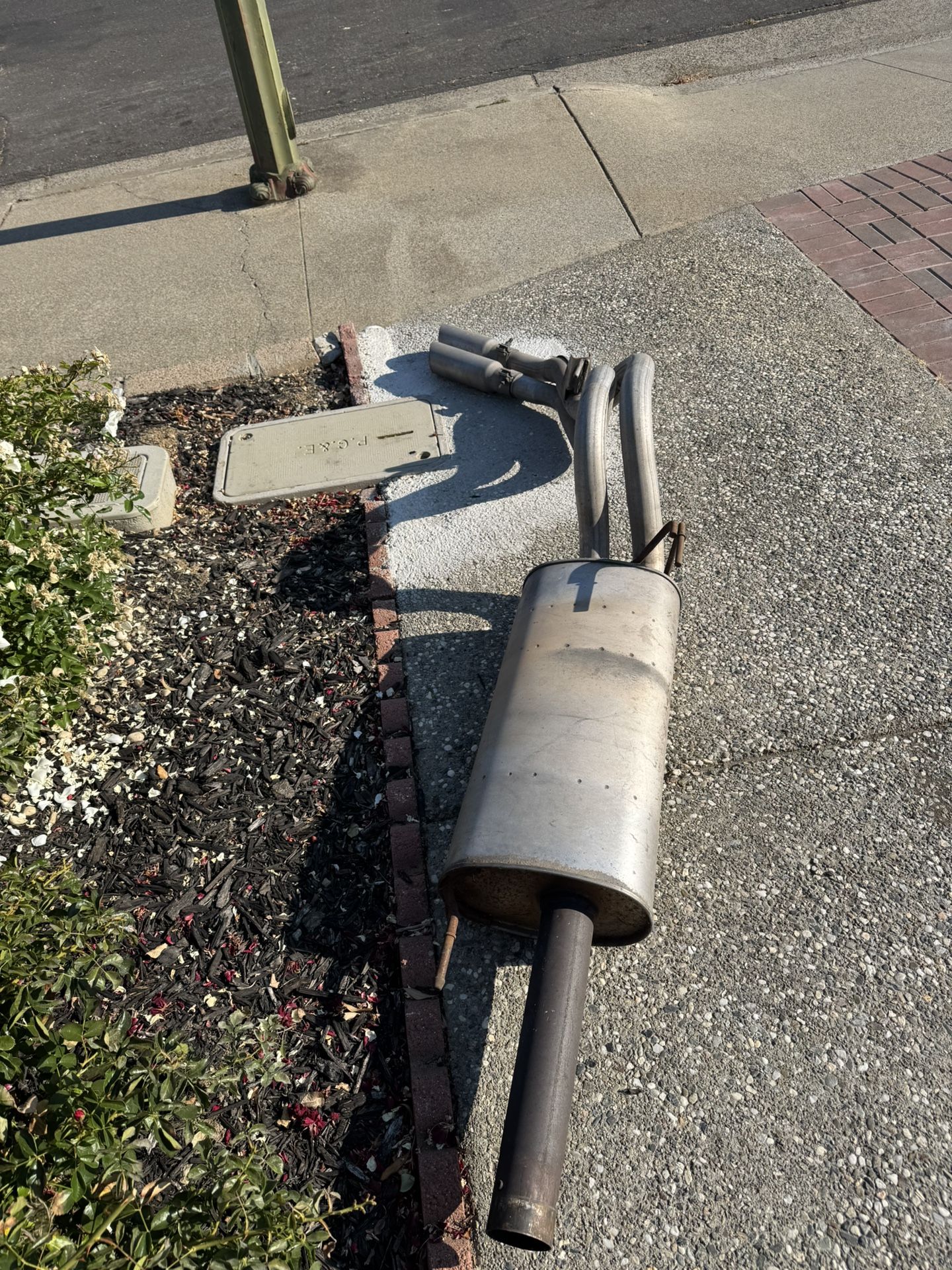 2009 - 2014 Ford F150 Muffler