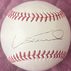 Vladimir Guerrero Sr Autographed baseball