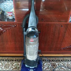 Bissell Vacuum Cleaner 120v 60hz