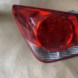 2016 Chevy Cruze Left Driver Tail Light Lamp 