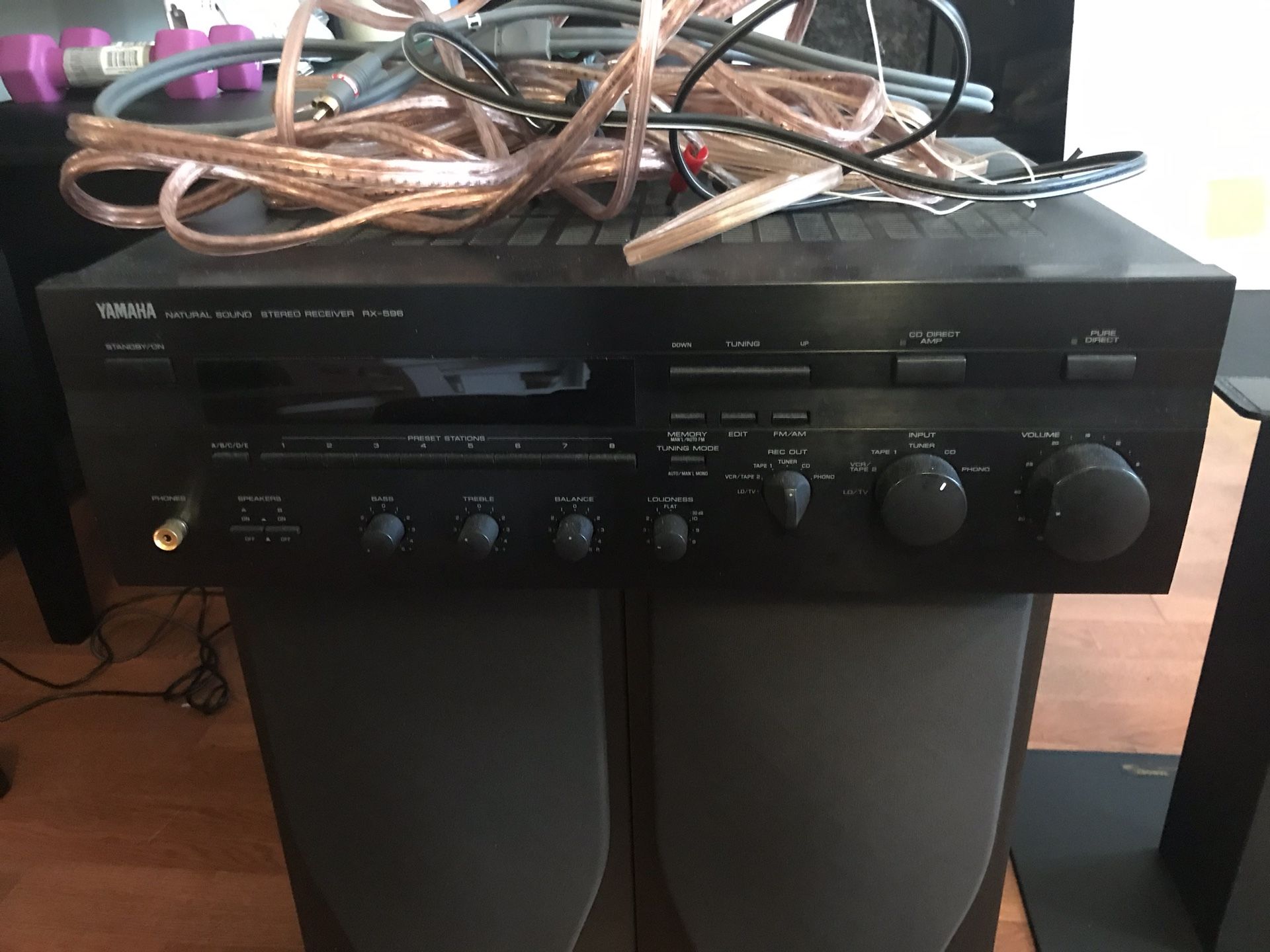 Audiophile HI-FI Stereo System: Yamaha RX-596 AV Receiver w Mission m72 speakers