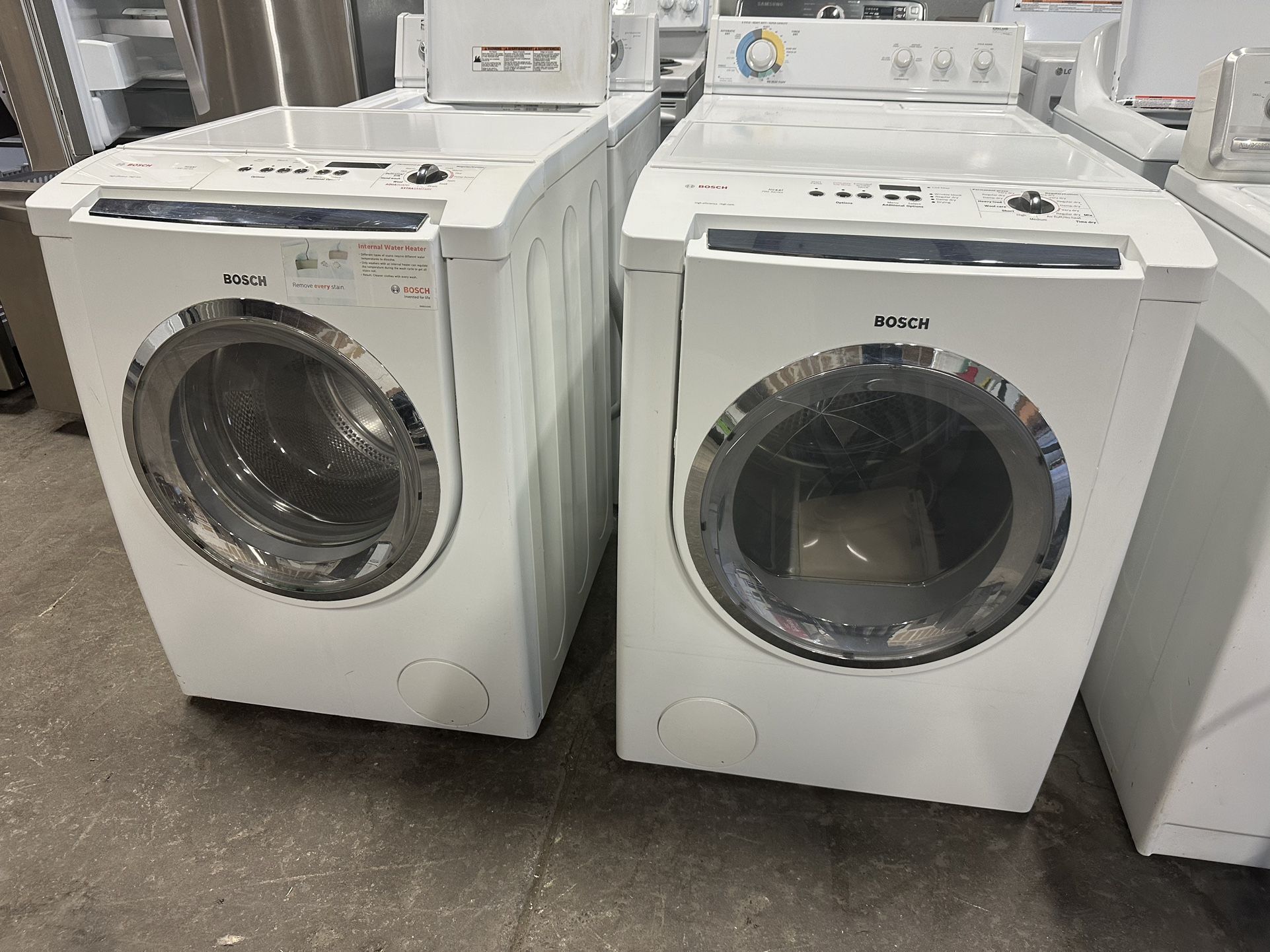 BOSCH WASHER AND GAS DRYER WORKS GREAT CAN DELIVER the dryers outside plastic is cracked but doesn’t effect the dryer