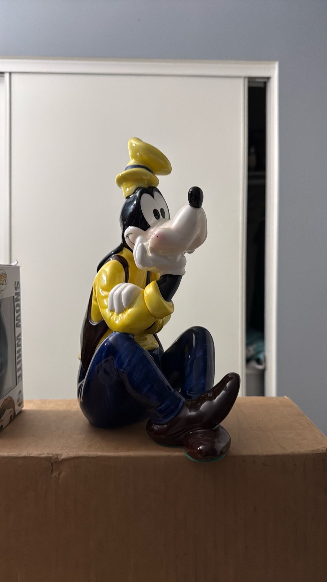 Schmid musical porcelain Goofy