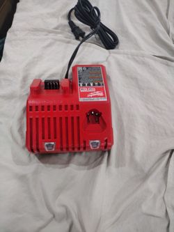 Milwaukee m18 charger