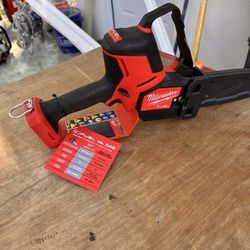 📌Milwaukee M18 FUEL 18V Lithium-Ion Brushless Battery 8 in. HATCHET Pruning Saw (Tool-Only)👉PRECIO FIRME NO MENOS👉$140