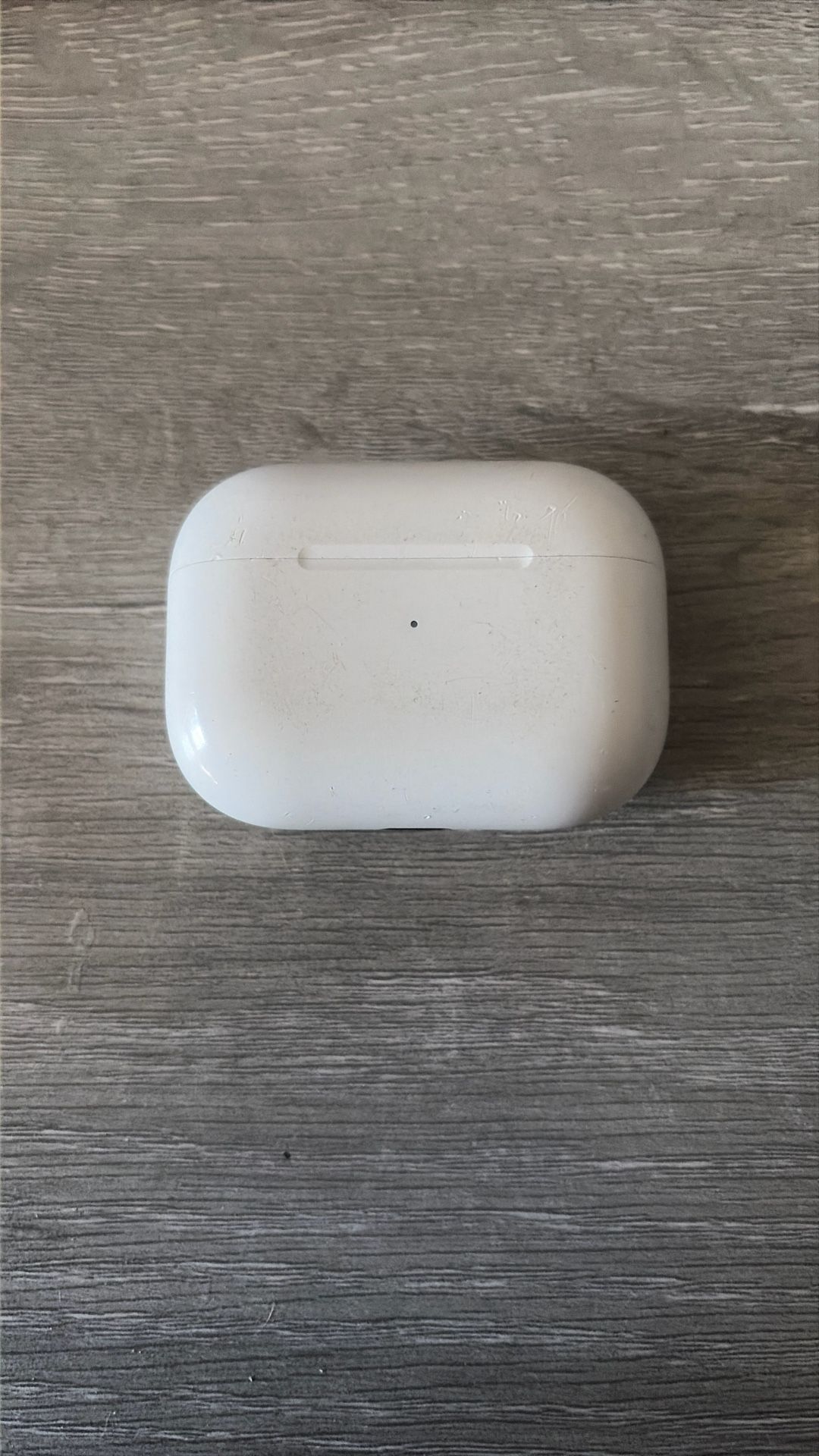 AirPods Pro (1st Gen) — One Earbud + Charging Case