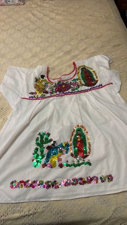 Blusa mexicana. Nueva $12