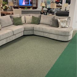 Three-piece sectional live inside