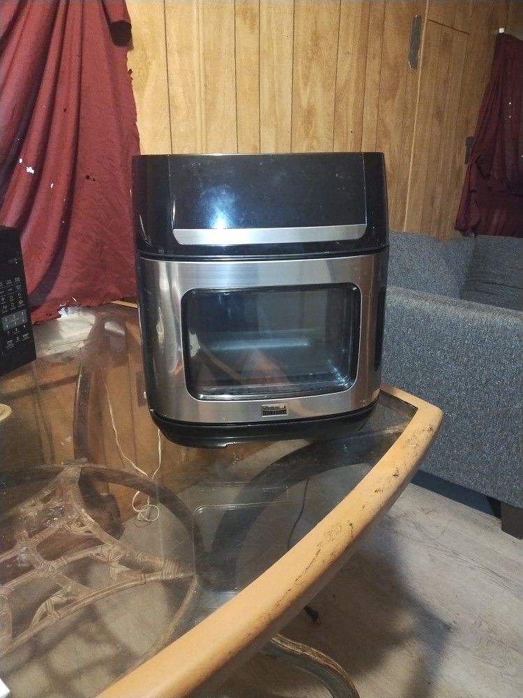 BELLA ,Pro Series Air fryer.