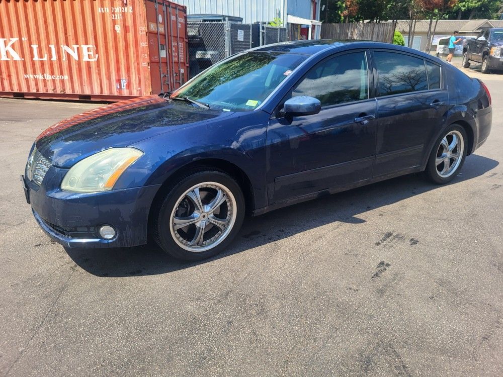 2004 Nissan Maxima