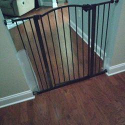 Pet gate 