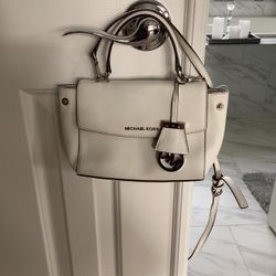 Small Michael Kors Shoulder  Bag
