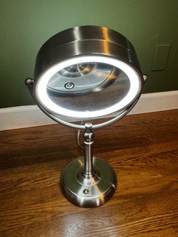 Stainless Steel Lighted Vanity/Magnifying Mirror