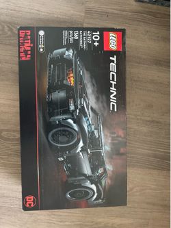 LEGO TECHNIC THE BATMAN - BATMOBILE (42127)