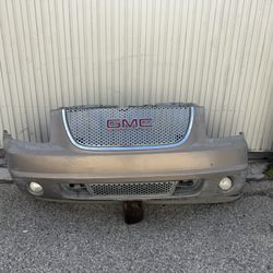 2007 2008 2009 2010 2011 2012 2013 2014 GMC YUKON FRONT BUMPER AND GRILLE Denali  FOG LIGHTS ORIGINAL USED OEM