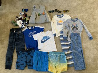 Boys Lot Of Clothes Size 5-6