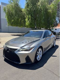21 Lexus IS 300