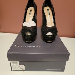 7.5 Black Suede Peep Toe Platform Pumps