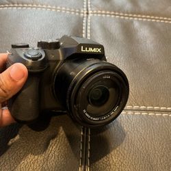 Camera LUMIX Fz 300