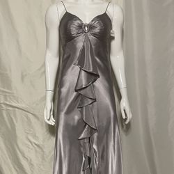 De Laru Dress Women’s Size 7/8