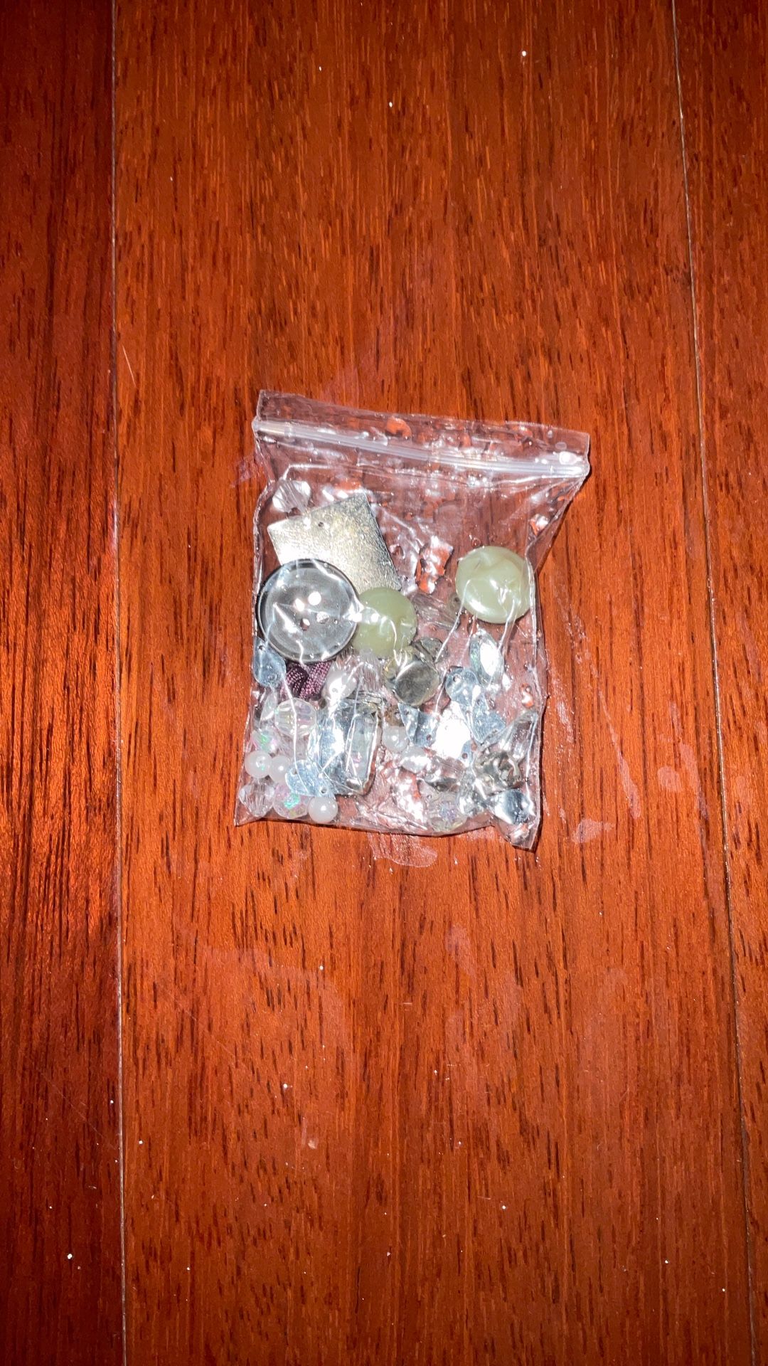 Random assorted jewelry parts