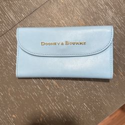 Dooney & Bourke Wallet 