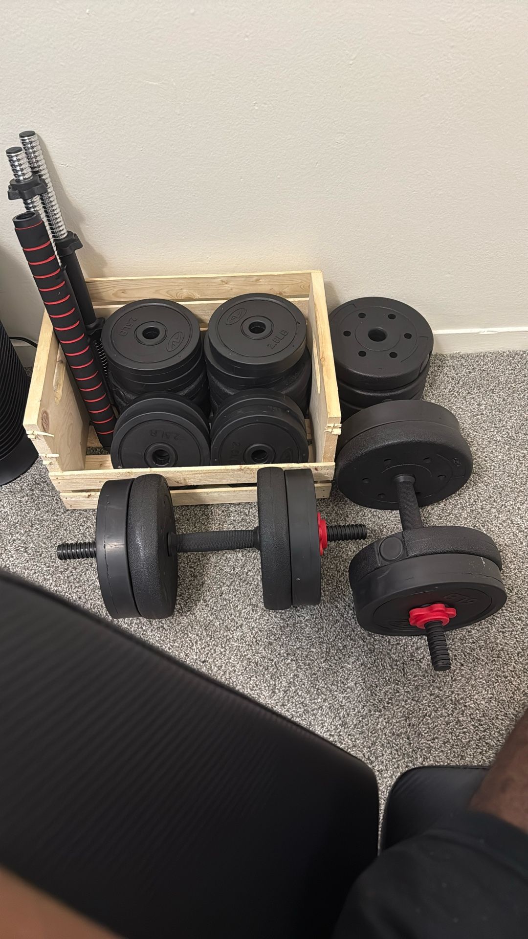 Unjustable Weight Set 82 Lbs