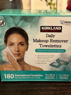 Kirkland Signature Daily Makeup Remover Towelettes – 150 Wipes Remaining (New/Unused)