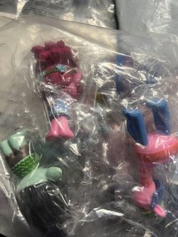 Trolls Cake Toppers- 6 Pieces