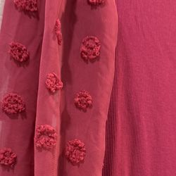 Like New Women’s Medium Fuchsia Long Sleeve Blouse $8