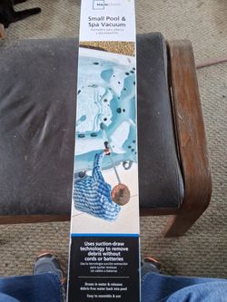Small pool and spa vacuum
