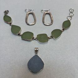 Green Sea Glass Bracelet & Blue Pendant 