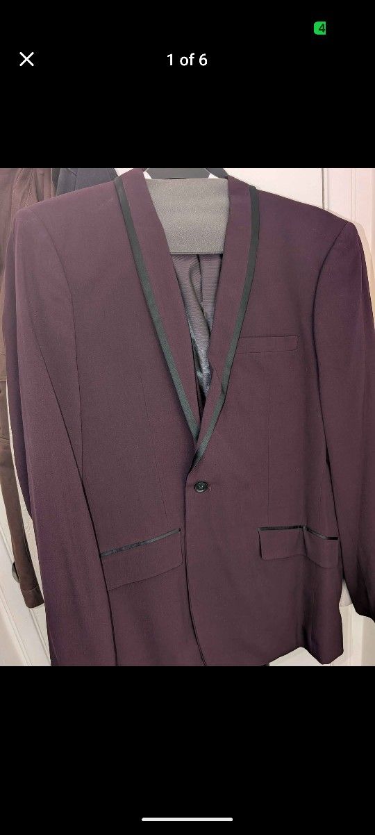 Perry Ellis Tuxedo Suit