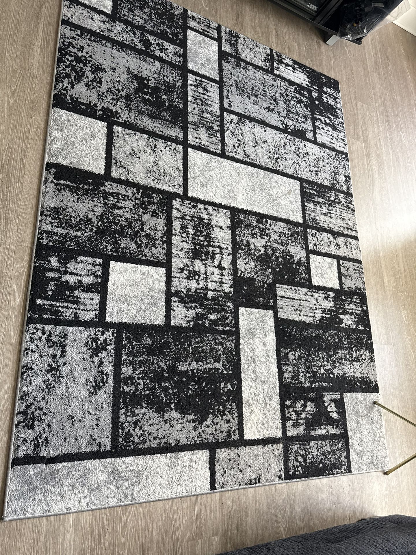 5 X 7 Modern Geometric Area Rug