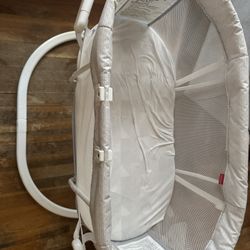 Fisher Price Bassinet
