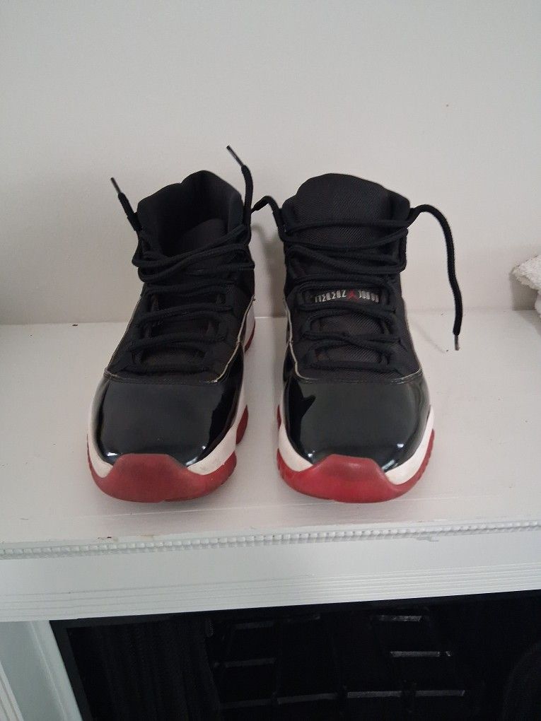 Jordan 11 Bred