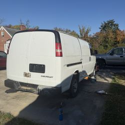 2004 Chevy Express 2500