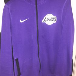Lakers Woman’s  Nike Warm Ups