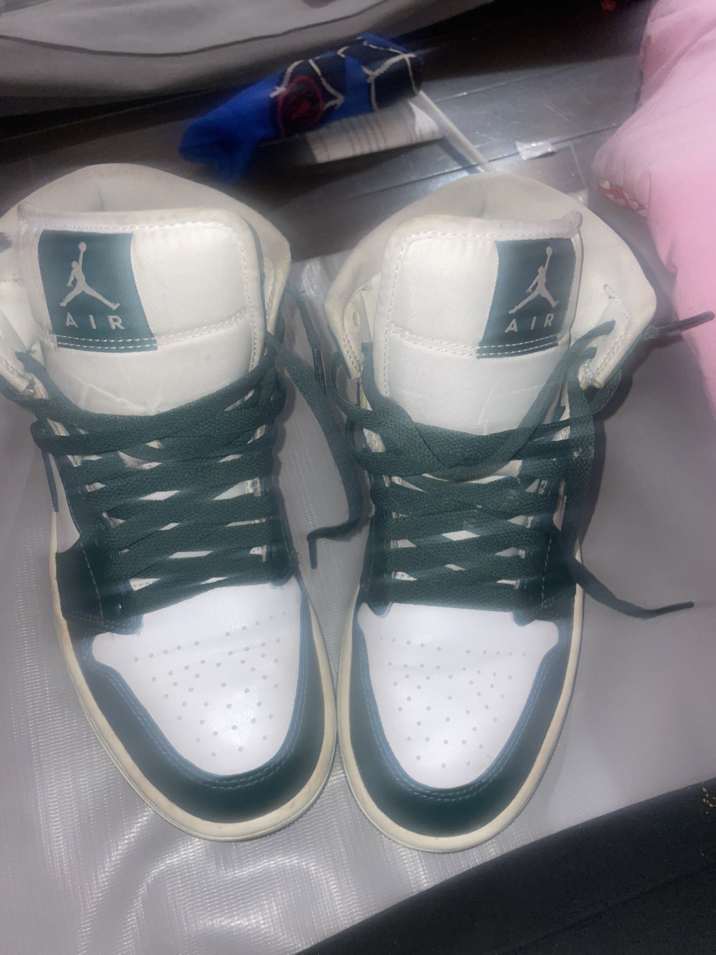 Air Jordan 1 Green And White