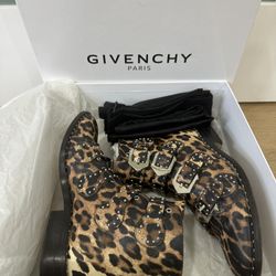 Givenchy Studded Leopard Print Leather Ankle Boot Women’s 37