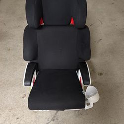 Clek Oobr Booster Seat - Manufactured 2023
