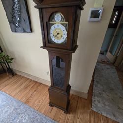 Standing Clock