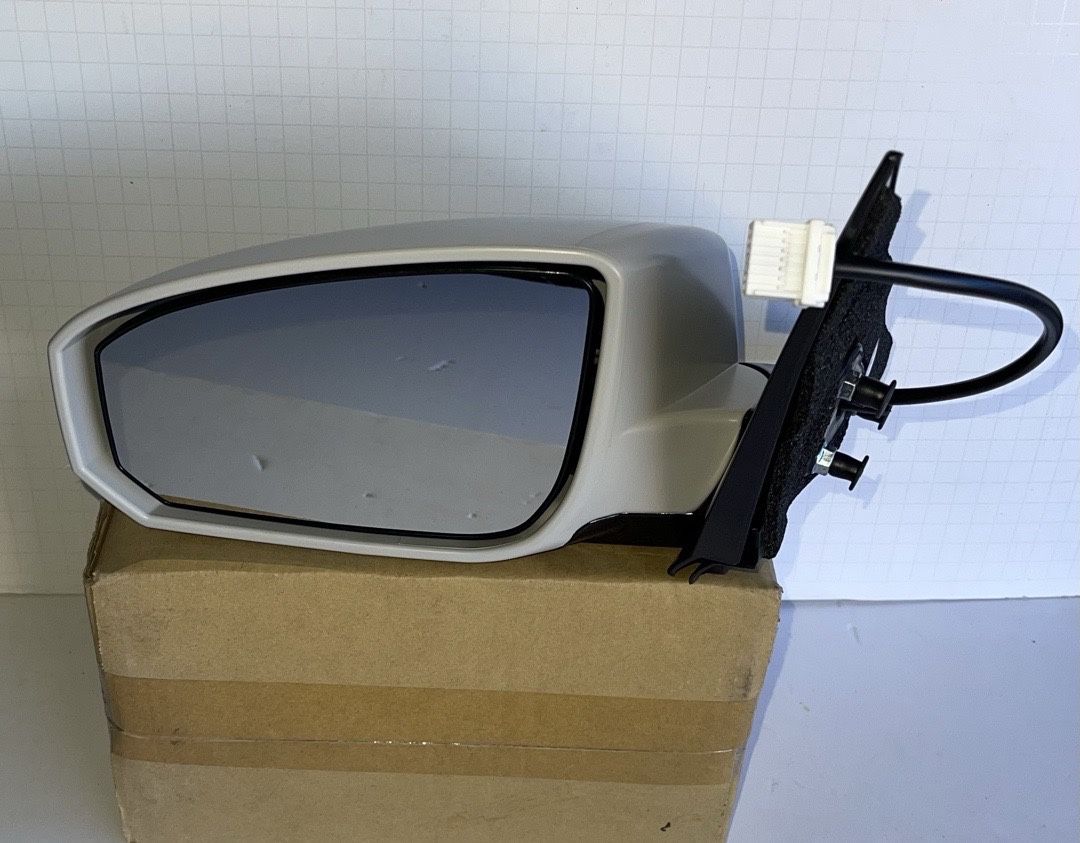 Nissan Maxima Driver Side Power Mirror for 2004 to 2008