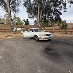 1991 Lexus LS 400