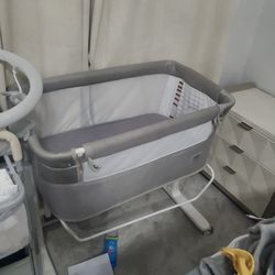 Baby Crib 