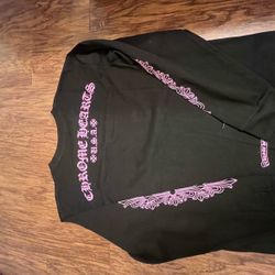 chrome heart long sleeve retails for 1000+ talk 🐓 wit me