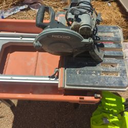 Rigid Wet Tile Saw 