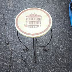 Small Table / Accent Table / Plant Stand