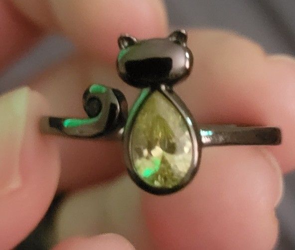 Black Cat Ring w/ Pale Green Stone