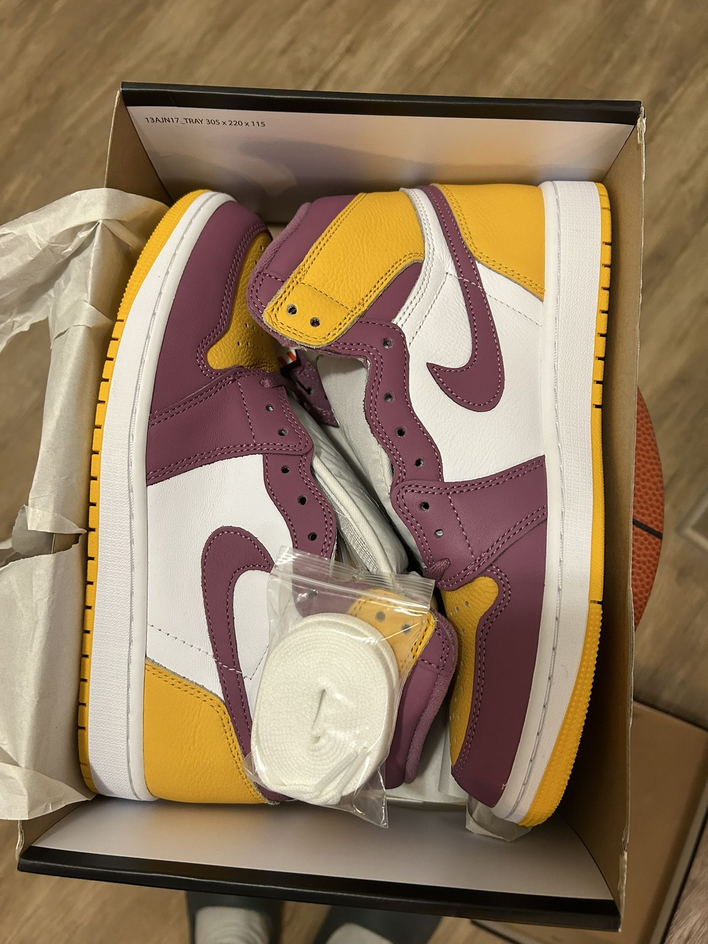 Jordan 1 Brotherhood